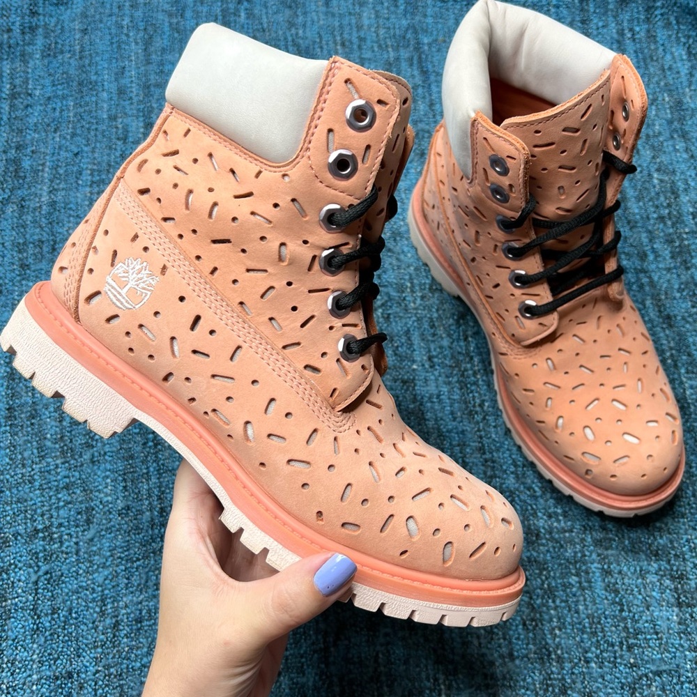 Timberland Ice Cream Sprinkle 6" Premium Leather Combat Boots Womens 7 Pink RARE